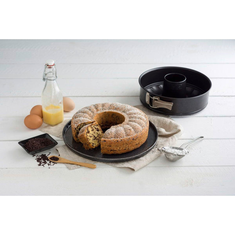 Set de 2 moules à manqué et 1 moule à manqué et savarin diamètres différents Zenker Black Metallic