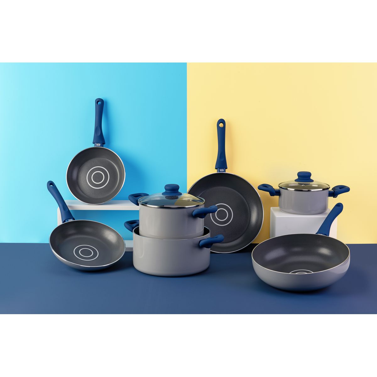 Faitout avec dosage d'huile et couvercle 24 cm Tasty Casserole